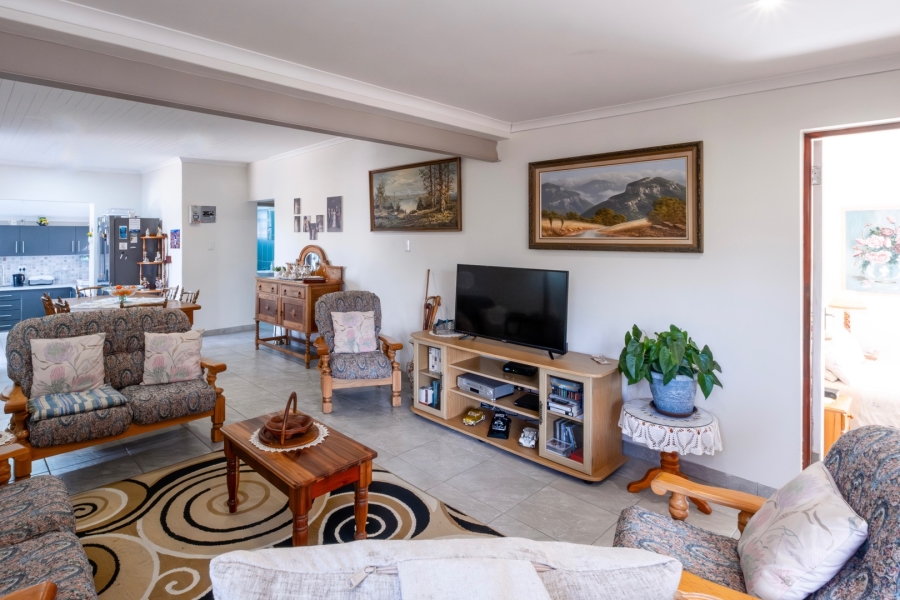 3 Bedroom Property for Sale in Heatherlands Western Cape